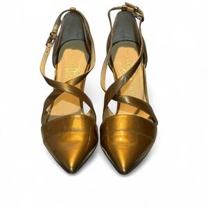 Ivanka Trump Gold Pointed Heels